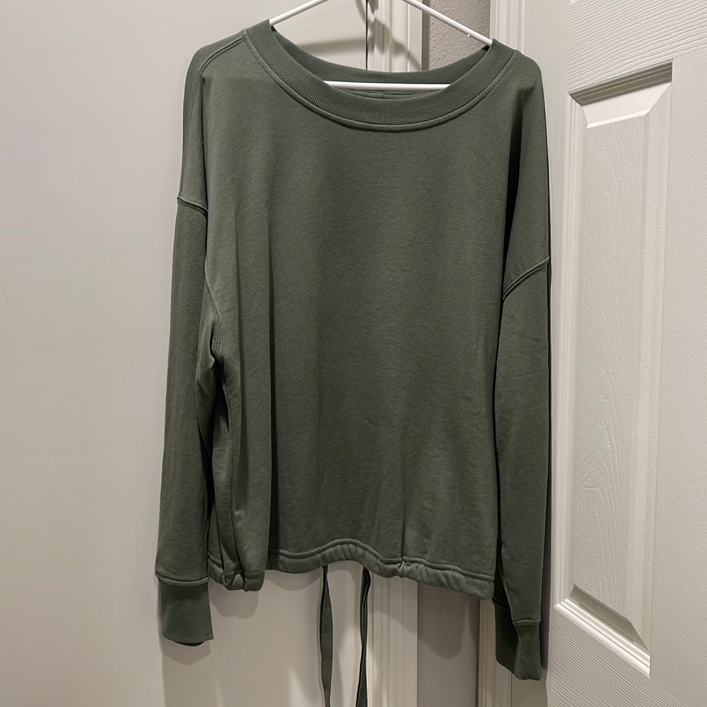 Old Navy light sweatshirt